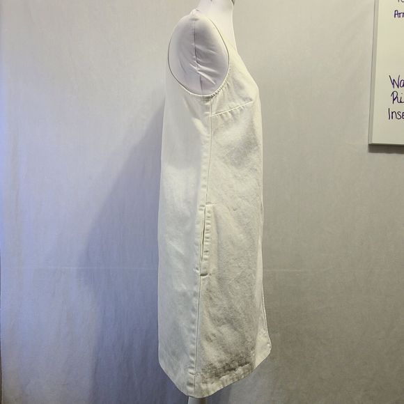 J. CREW White Denim Sleeveless Shift Dress Women's 4 Button Back Closure Pockets - Picture 3 of 12